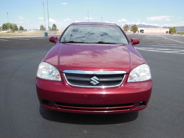 2006 Suzuki Forenza Base