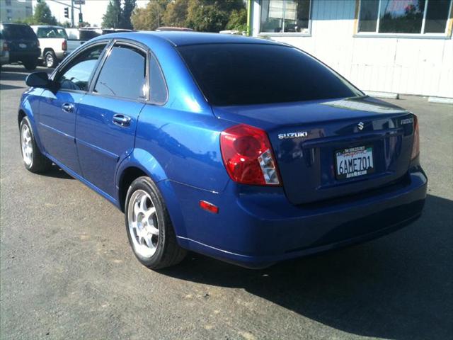 2007 Suzuki Forenza V/6 Automatic Sport Sedan