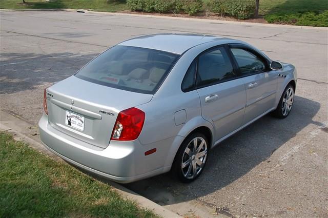 2007 Suzuki Forenza 4WD Crew Cab 167 DRW SLE1