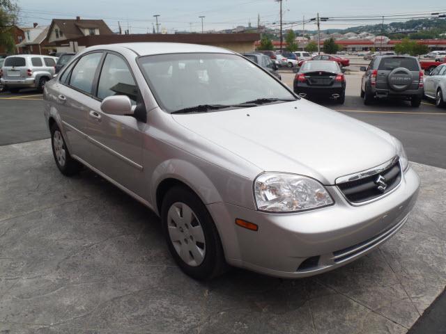 2007 Suzuki Forenza Unknown