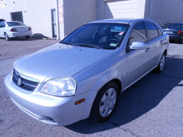 2007 Suzuki Forenza Sport Quattro