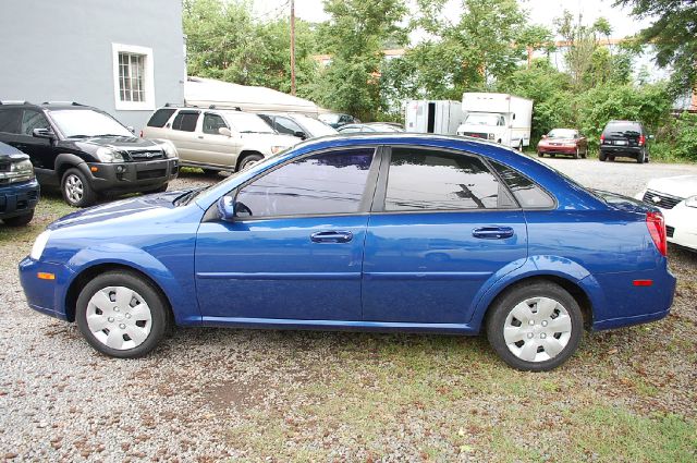 2007 Suzuki Forenza Sport Quattro