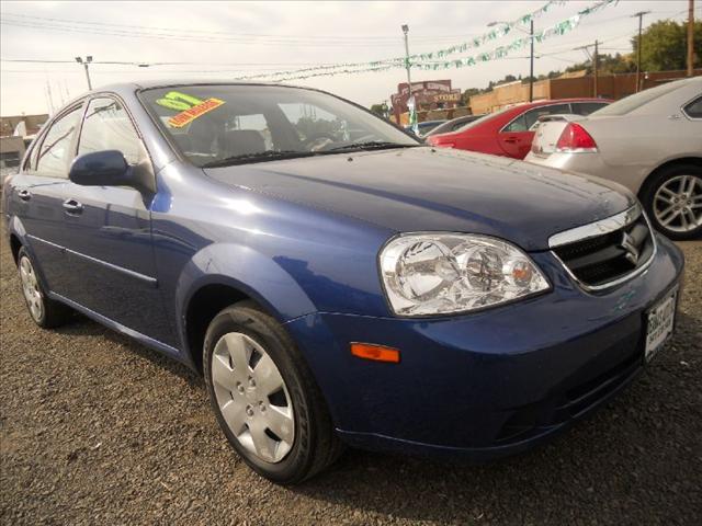 2007 Suzuki Forenza Slk32