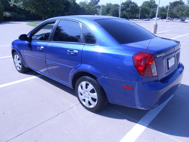 2007 Suzuki Forenza 1LT AWD