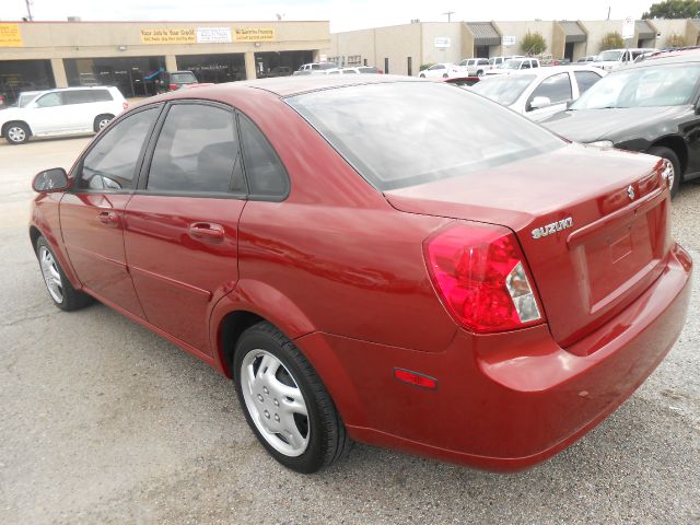 2008 Suzuki Forenza Sport Quattro