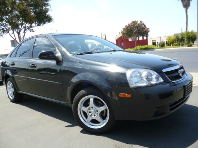 2008 Suzuki Forenza Sport Quattro