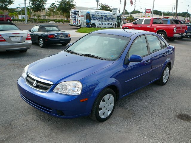 2008 Suzuki Forenza Sport Quattro