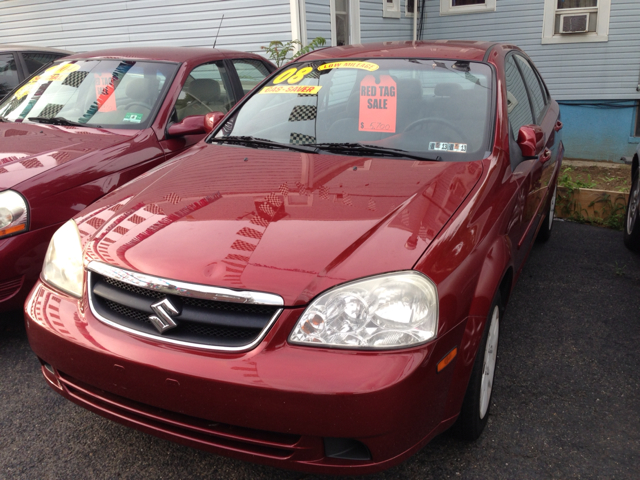 2008 Suzuki Forenza Base