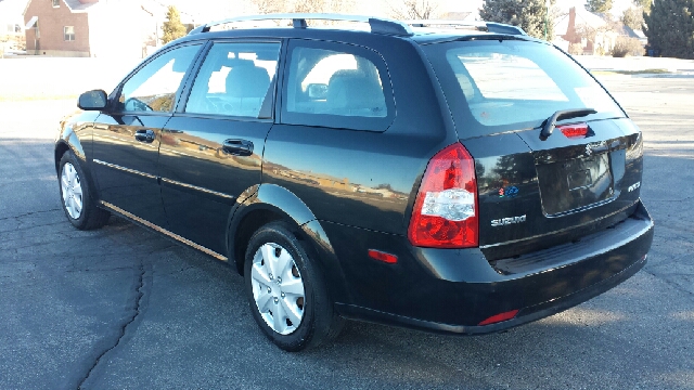 2007 Suzuki Forenza Wagon 1LT AWD