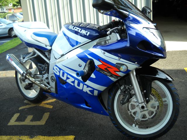 2002 Suzuki GSXR 600 Supercrew 139 Inch XLT 4WD 4x4 Truck