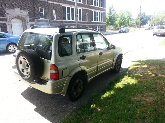 1999 Suzuki Grand Vitara 2001 Buick