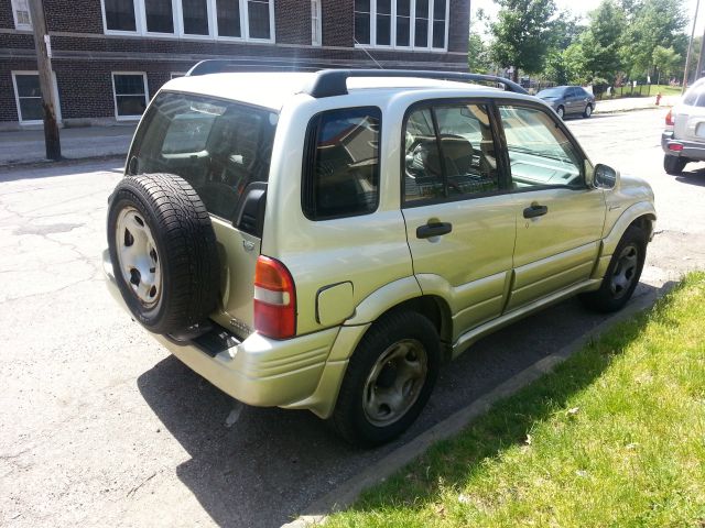 1999 Suzuki Grand Vitara 2001 Buick