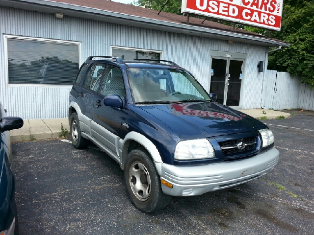 2000 Suzuki Grand Vitara SSE