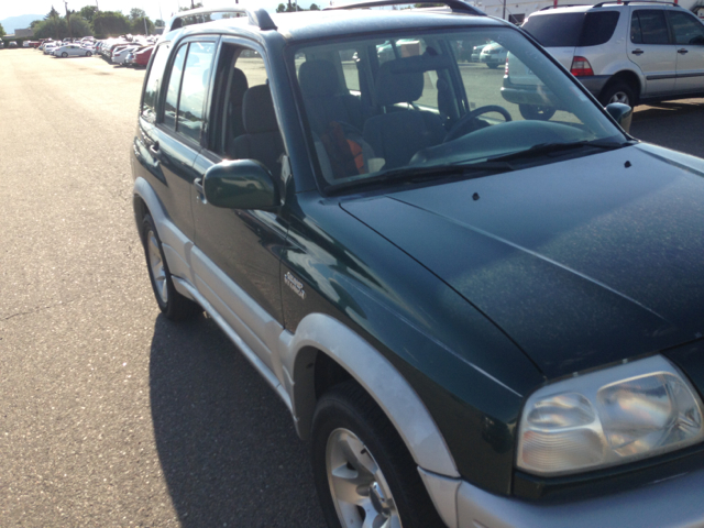 2000 Suzuki Grand Vitara SSE