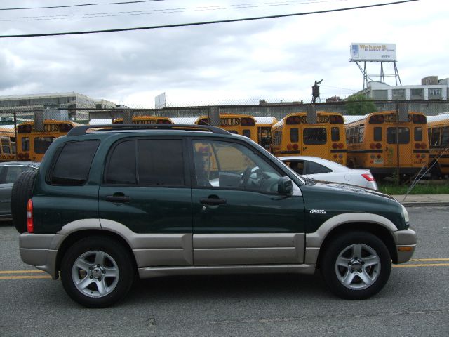 2001 Suzuki Grand Vitara Super