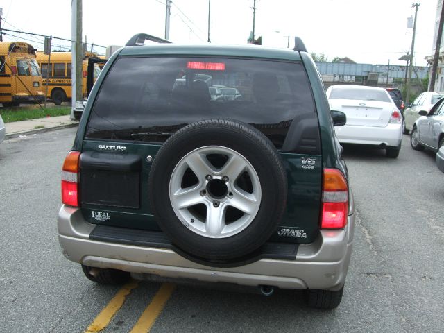 2001 Suzuki Grand Vitara Super