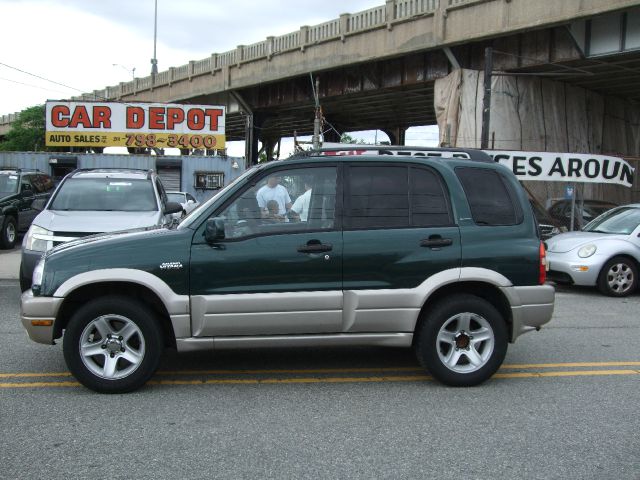 2001 Suzuki Grand Vitara Super