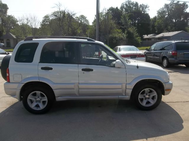 2003 Suzuki Grand Vitara Ram 3500 Diesel 2-WD