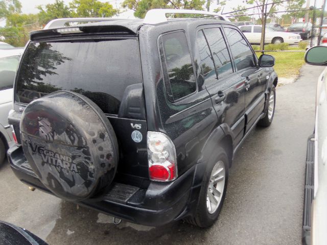 2004 Suzuki Grand Vitara 4x4 Styleside Lariat