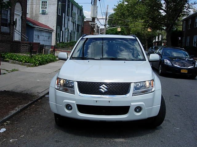 2006 Suzuki Grand Vitara Sport W/navigation