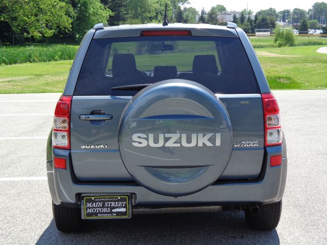 2007 Suzuki Grand Vitara 4X4 SR5 CREW