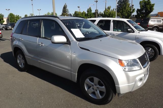 2007 Suzuki Grand Vitara 4X4 SR5 CREW