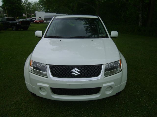 2007 Suzuki Grand Vitara Ram 3500 Diesel 2-WD