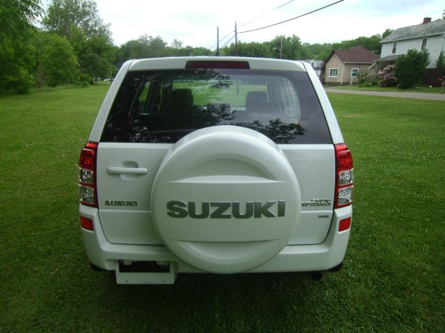 2007 Suzuki Grand Vitara Ram 3500 Diesel 2-WD