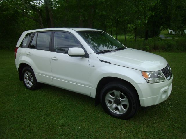 2007 Suzuki Grand Vitara Ram 3500 Diesel 2-WD