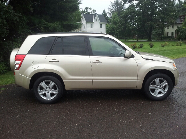 2007 Suzuki Grand Vitara Sport W/navigation