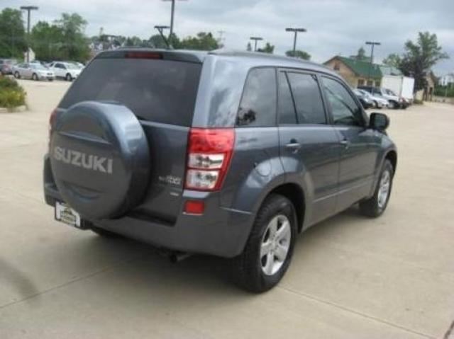 2007 Suzuki Grand Vitara SLS Crew Cab