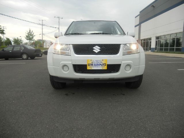 2008 Suzuki Grand Vitara Ram 3500 Diesel 2-WD