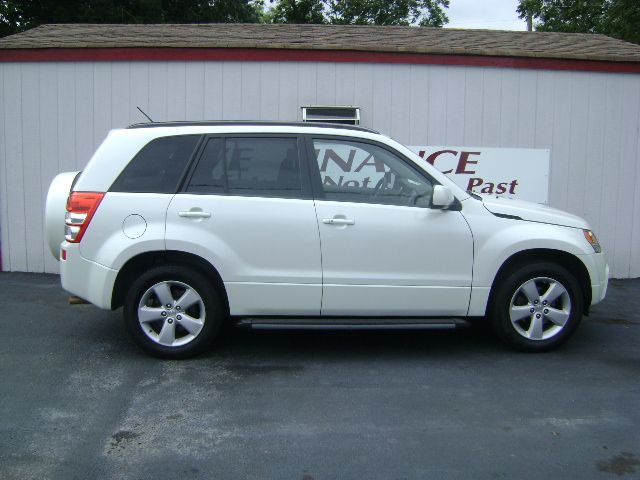 2009 Suzuki Grand Vitara LX-S 4dr Auto