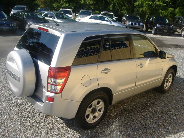 2011 Suzuki Grand Vitara Premium