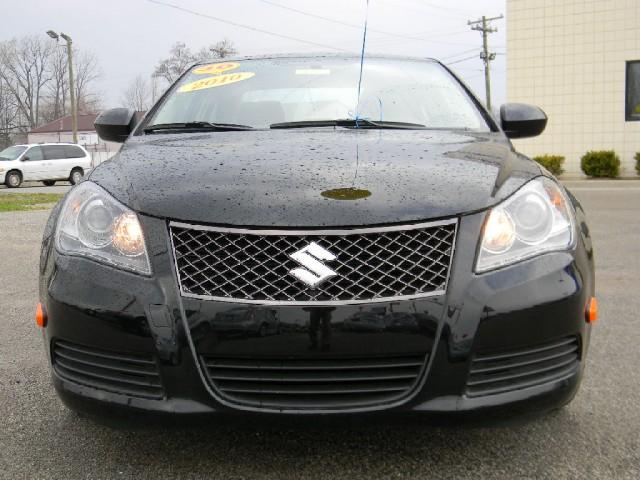 2010 Suzuki Kizashi 5D Sedan