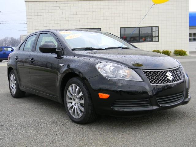 2010 Suzuki Kizashi 5D Sedan