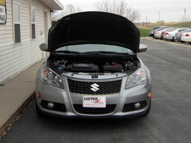 2010 Suzuki Kizashi 4DR CE Manual