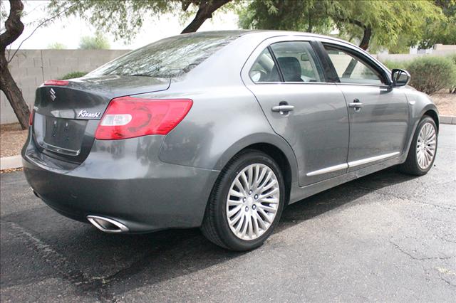 2010 Suzuki Kizashi Lariat, King Ranch