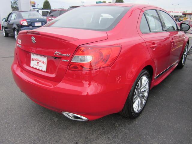 2011 Suzuki Kizashi 1SV