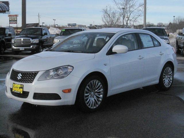 2011 Suzuki Kizashi SE