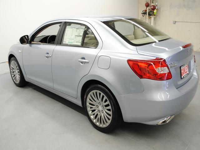 2011 Suzuki Kizashi 4-door