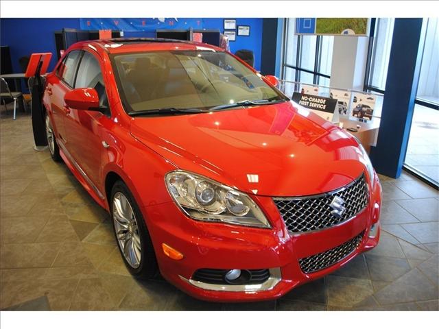 2011 Suzuki Kizashi St-extended Cab-4x4-tonneau