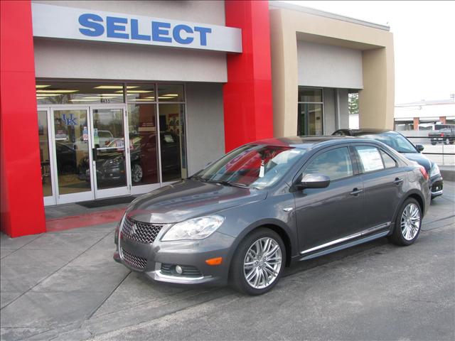 2011 Suzuki Kizashi St-extended Cab-4x4-tonneau