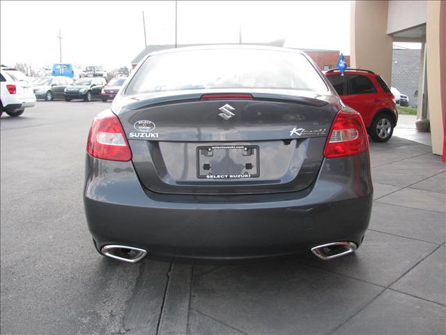 2011 Suzuki Kizashi St-extended Cab-4x4-tonneau