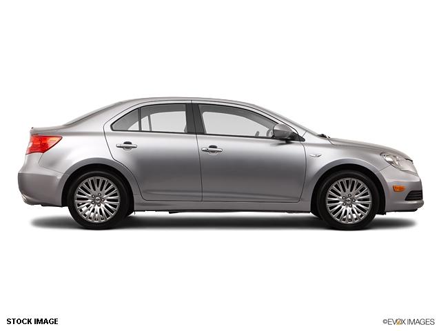 2011 Suzuki Kizashi Extended-short-sle-4wd-cd Player