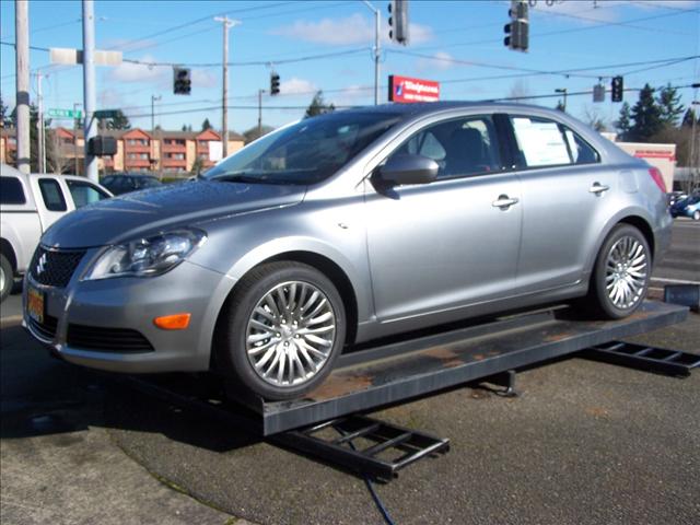 2011 Suzuki Kizashi SE