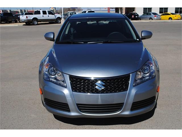 2011 Suzuki Kizashi SE