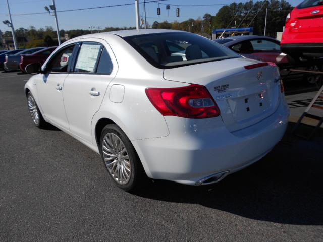 2012 Suzuki Kizashi Chevy Impala NEW Inspection