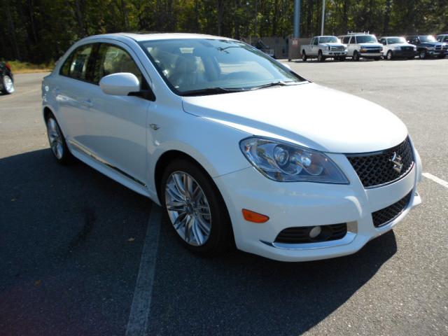 2012 Suzuki Kizashi Lariat, King Ranch