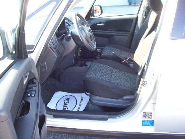 2007 Suzuki SX4 EX - DUAL Power Doors